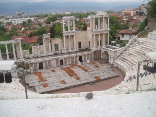 Античният театър