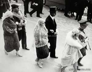 Мусолини на сватбата на цар Борис III; Източник: lostbulgaria.com
