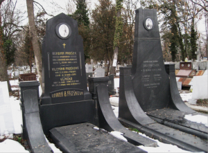Гробът им в софийските централни католически гробища