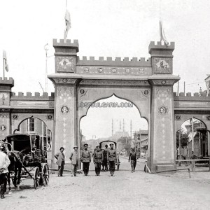 Триумфалната арка в Одрин, издигната в чест на влизането на българските войски в града; снимка: Lostbulgaria.com