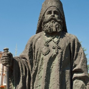 Паметник на Екзарх Йосиф в град Калофер